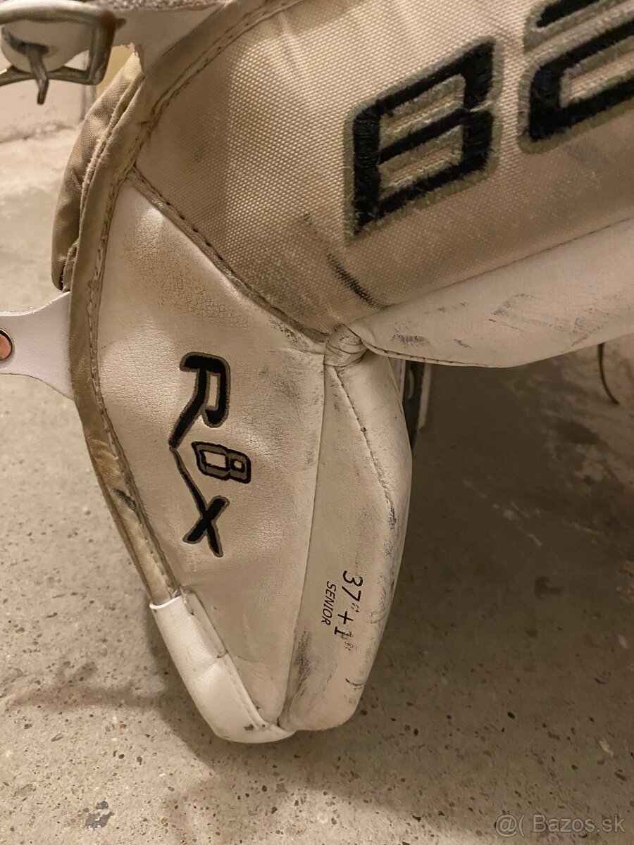 Brankárska hokejová vystroj - 10