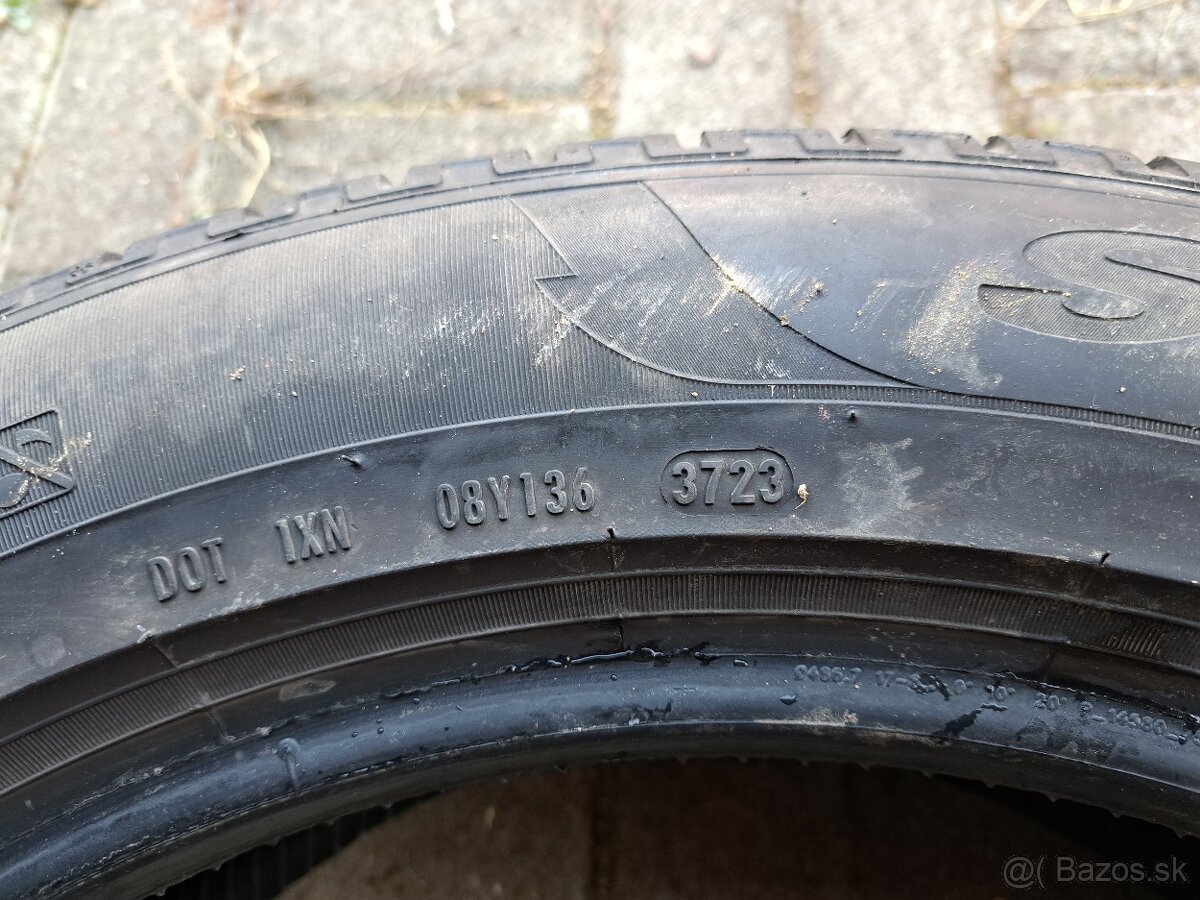 235/55 r19 Pirelli SUV - 10
