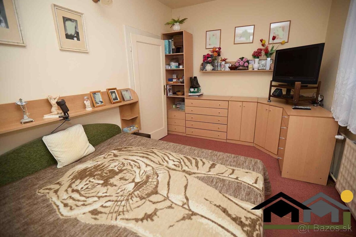 PREDAJ RODINNÉHO DOMU V BLÍZKOSTI CENTRA - 10