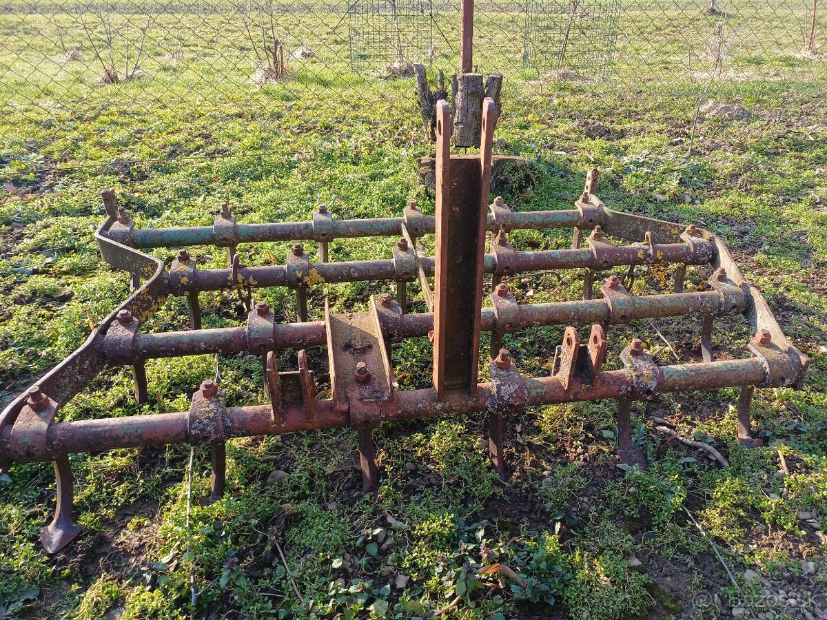 Predám malotraktor Kubota B7000 4wd - 10