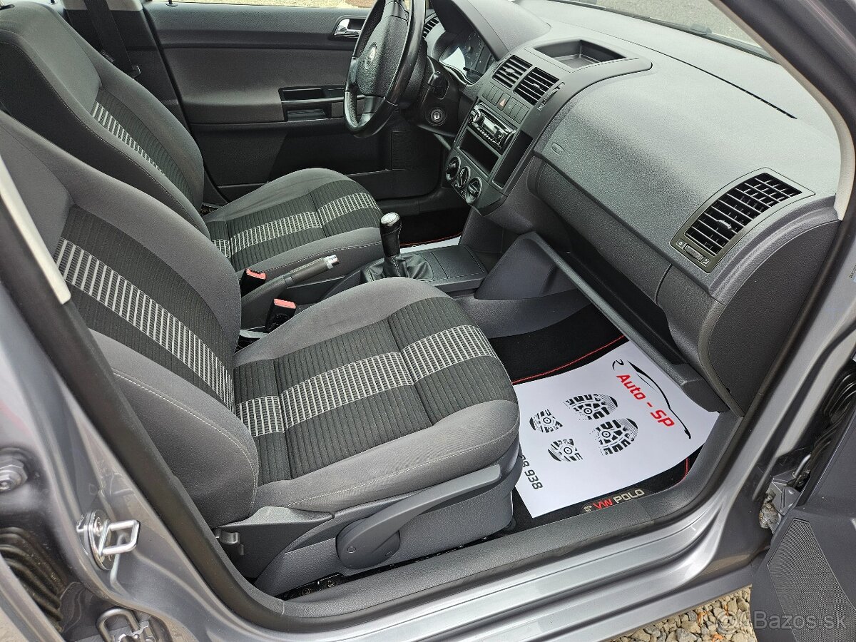 VOLKSWAGEN POLO 1.2HTP 2009 - 10