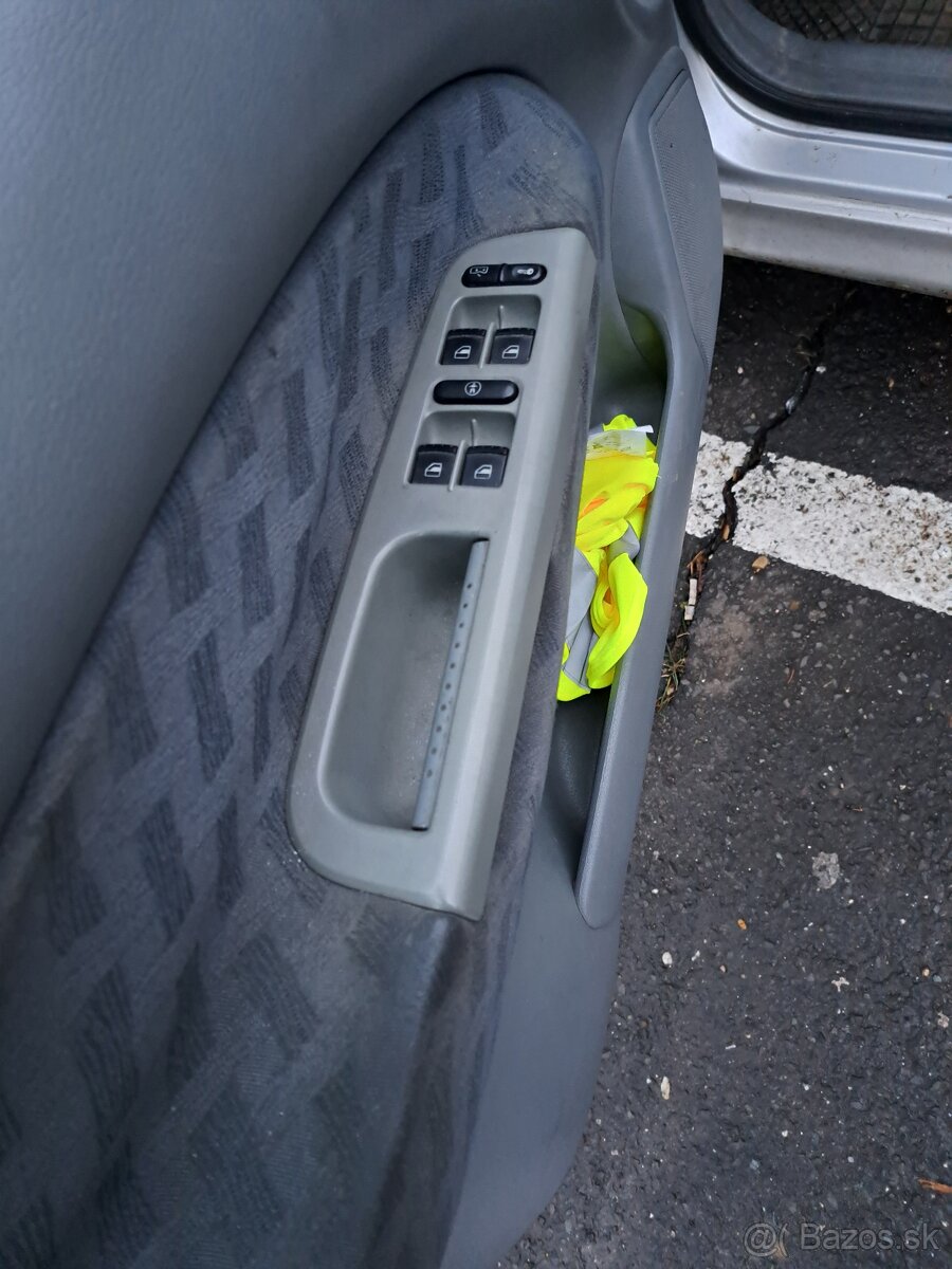 Škoda octavia 1 2.0 - 10