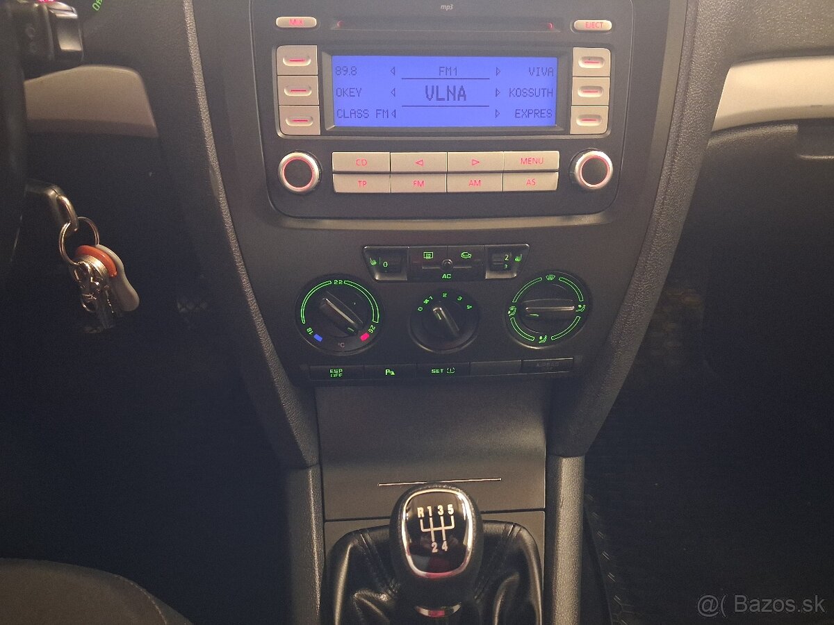 Predam škoda octavia 2 1.9 tdi kw 77 r.v 2007 - 10