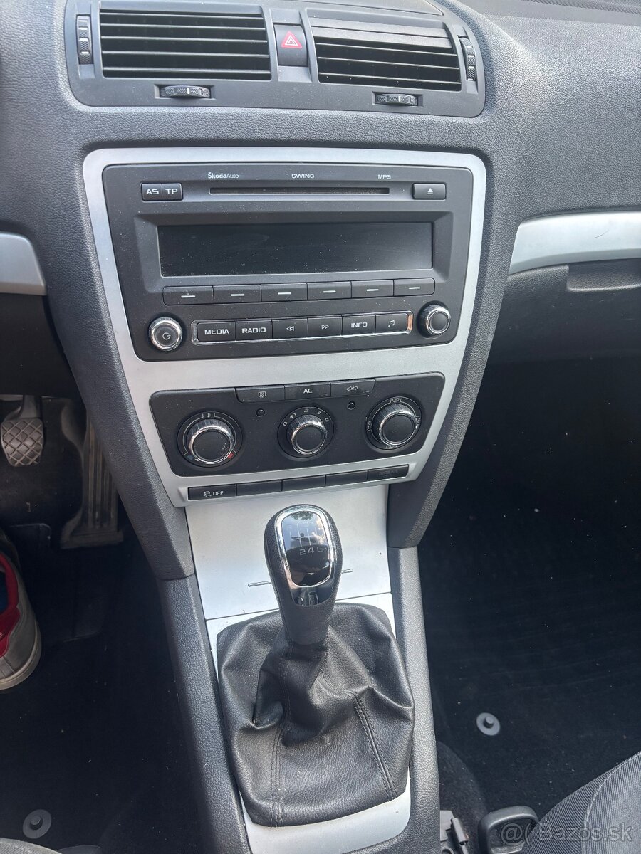 SKODA OCTAVIA - 10