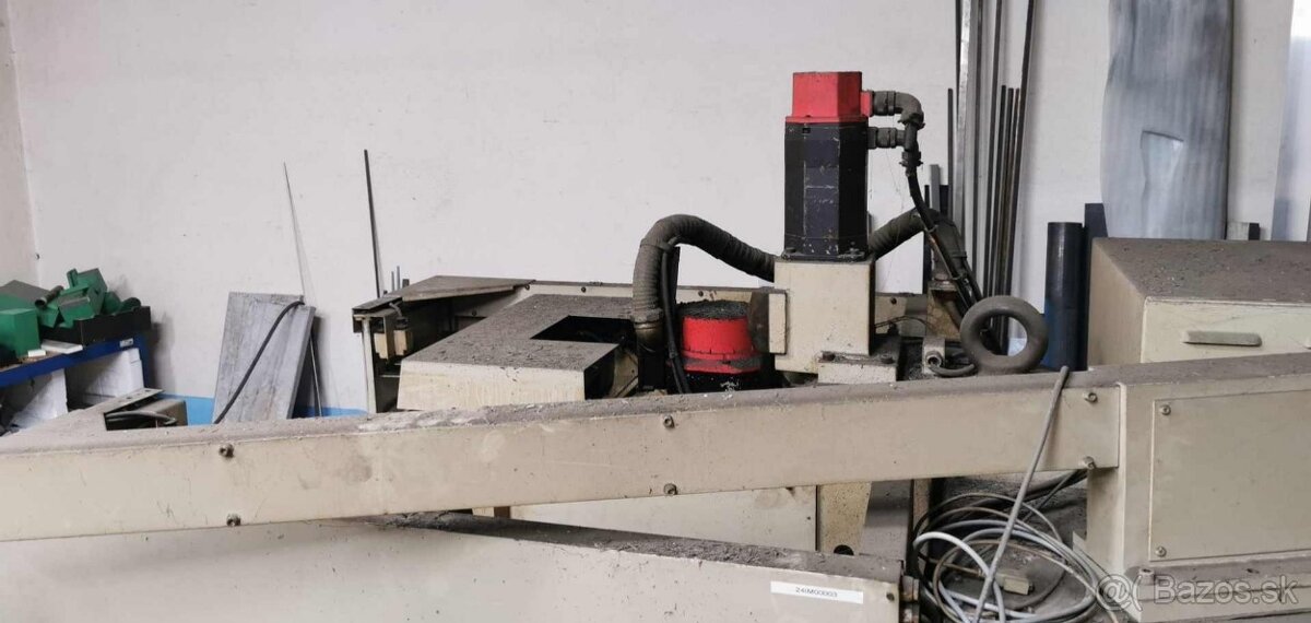 Obráběcí centrum STAMA - FANUC MC010 - 10