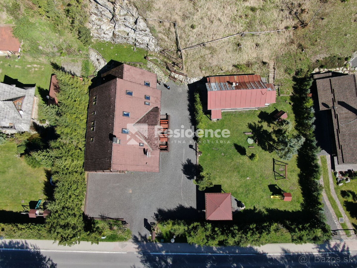 Zabehnutý penzión neďaleko Jasnej s veľkým pozemkom - 10