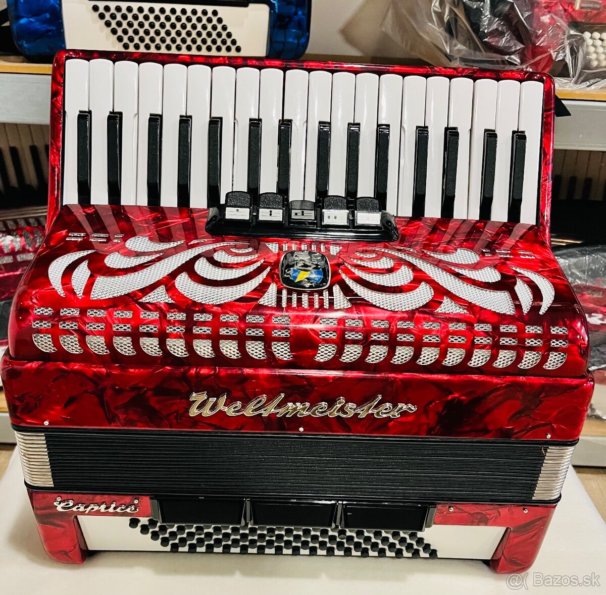 Predám akordeón Weltmeister Caprice 80 basový - 10