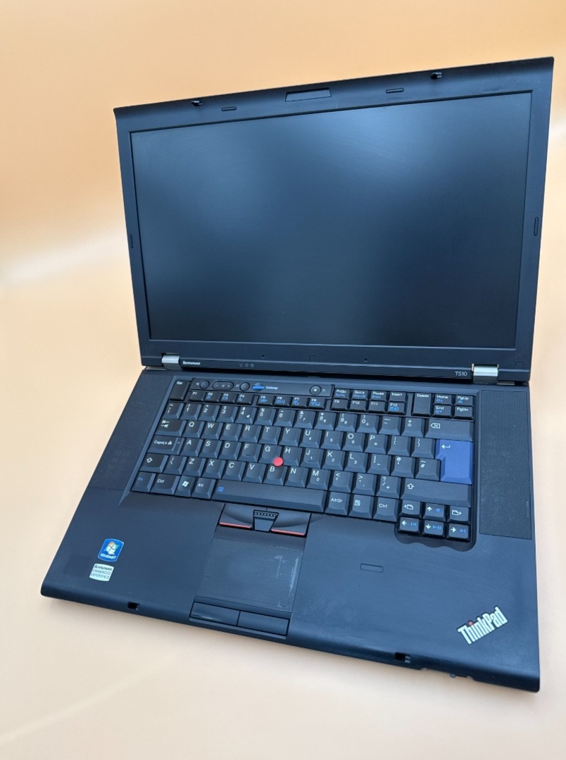 Notebook Lenovo ThinkPad T510 i5 / 8GB RAM / 240GB SSD - 10