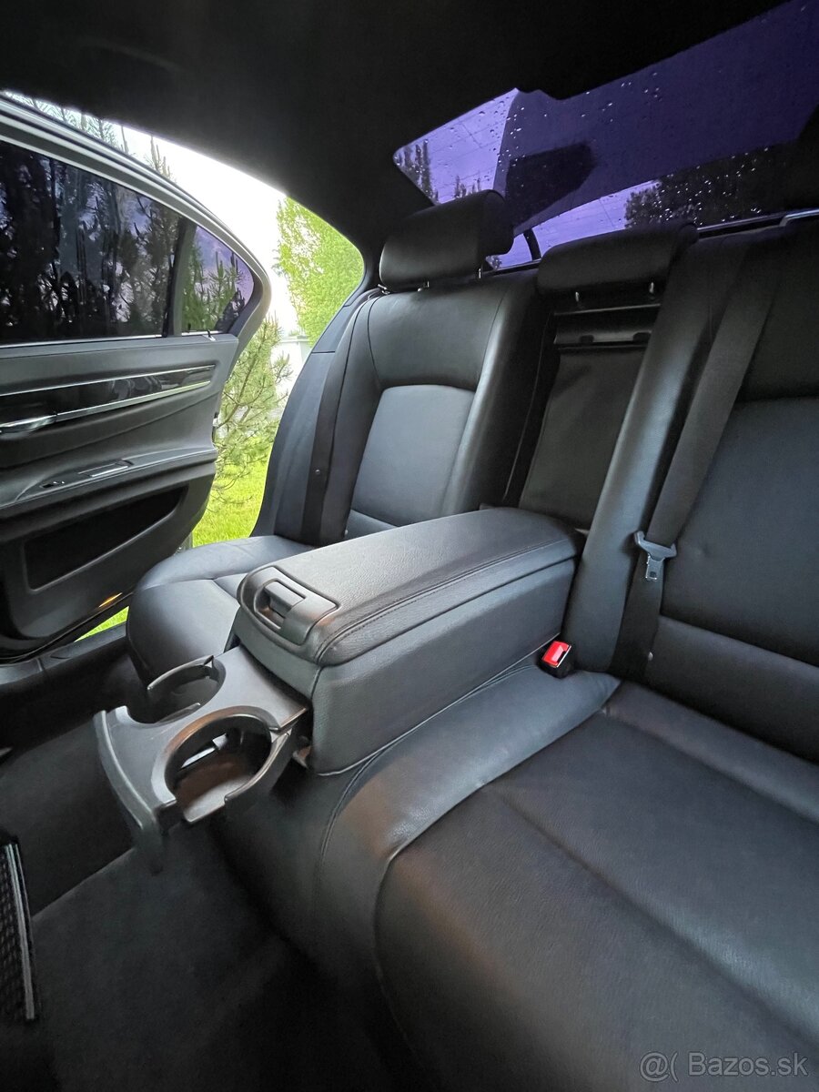 BMW 740d xDrive 230 kW,177052km - 10