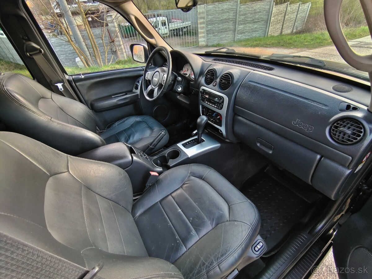 Jeep Cherokee 2.8 CRD • LIMITED • 110 KW • AUTOMAT - 10