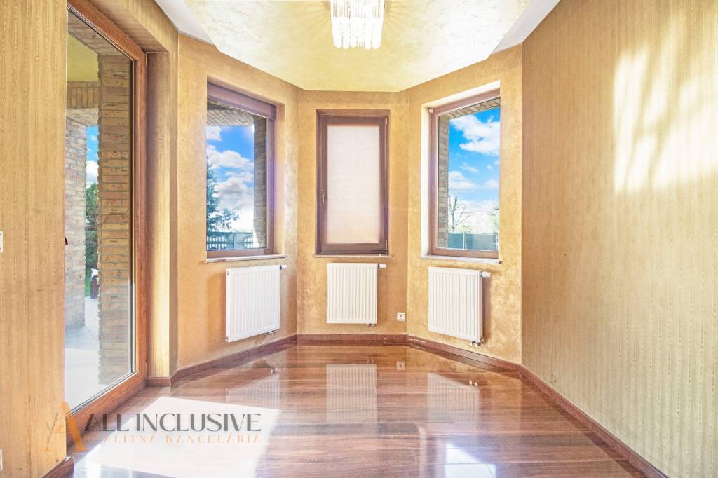 ALL INCLUSIVE l NA PRENÁJOM 6 IZBOVÝ RODINNÝ DOM, POVODA - 10