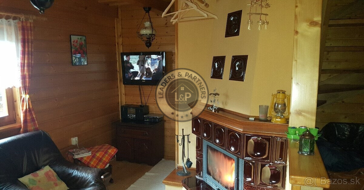 Na predaj - ZRUBOVÁ REKREAČNÁ CHATA v Regetovke - 10