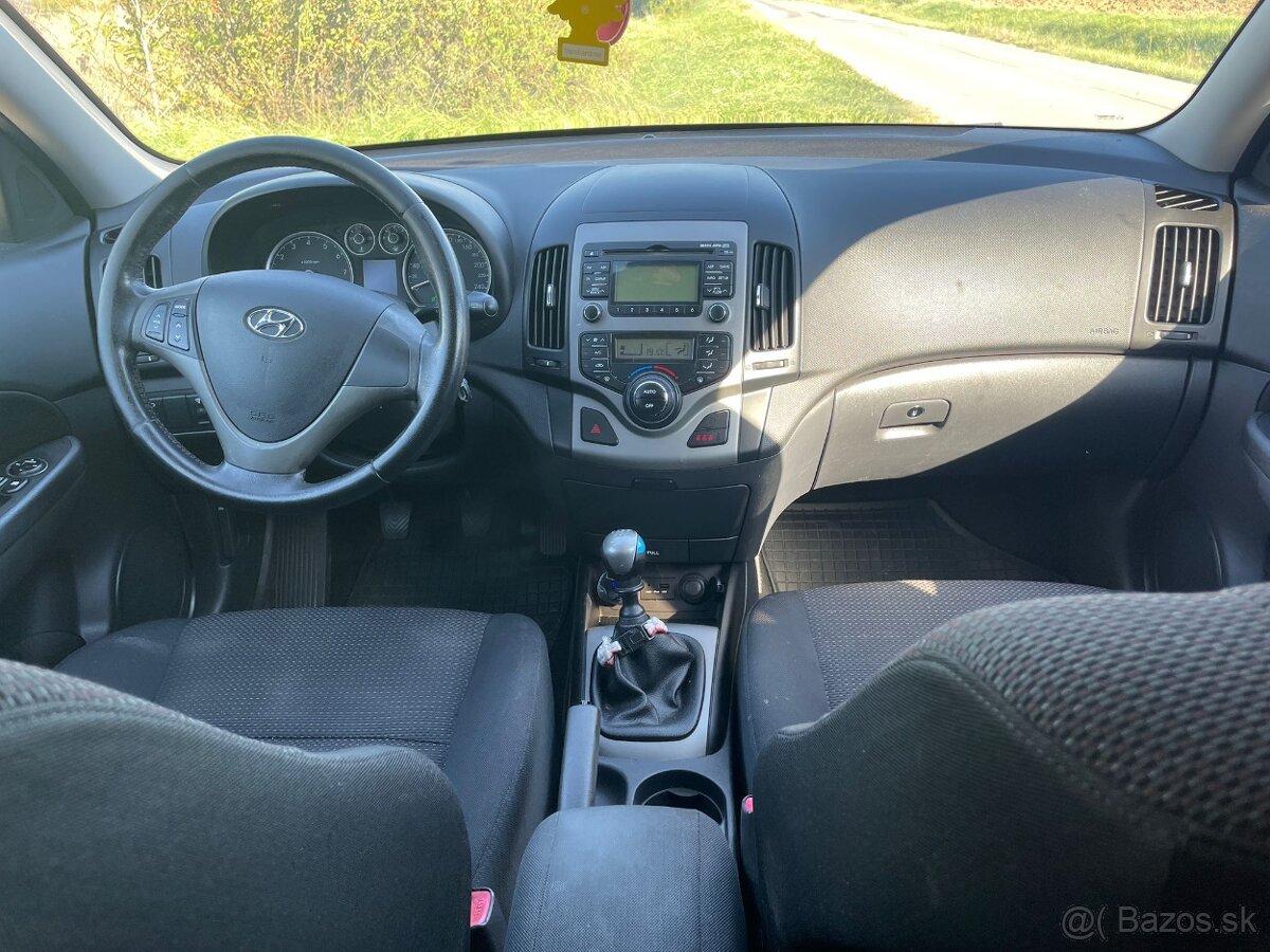 Huyndai i30 80kW r. 2009 - 10