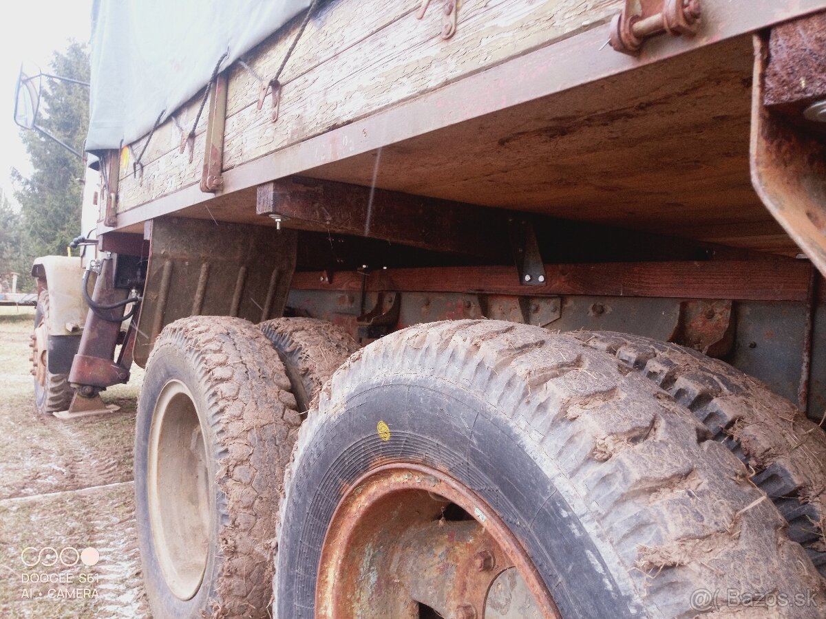 Praga V3S valník s hydraulickov rukov - 10