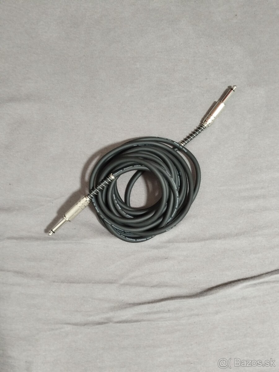 Predám elektricku gitaru a príslušenstvo - 10