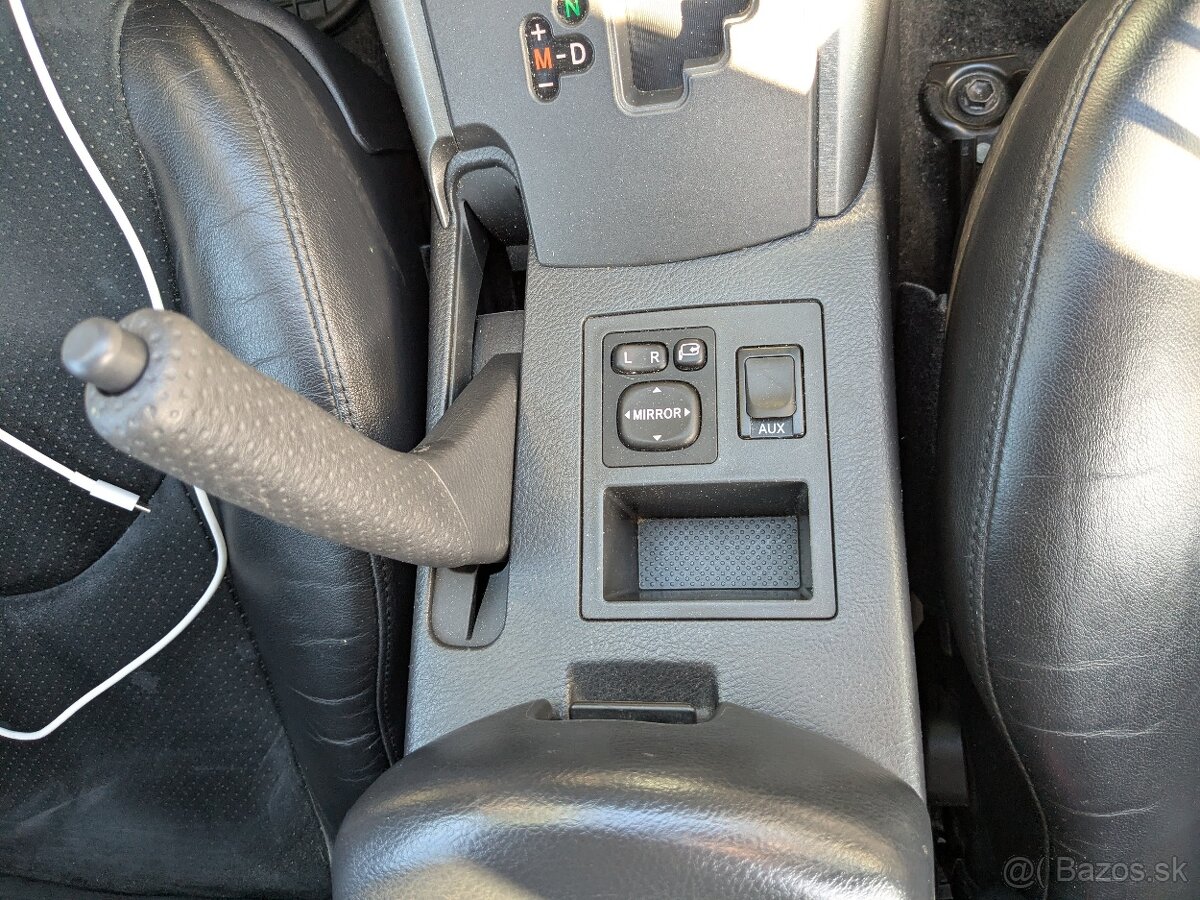 Toyota Rav4 4x4 2.0 benzín 116kW 1. majiteľ. automat - 10