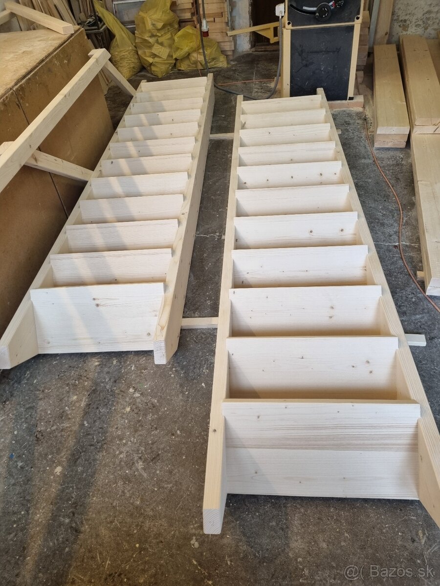 Drevenné schody z masívu - 10