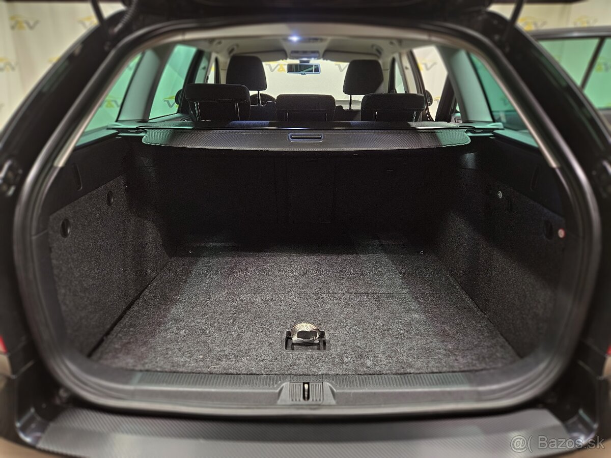 Škoda Octavia Combi 2.0 TDI CR DPF Elegance DSG - 10