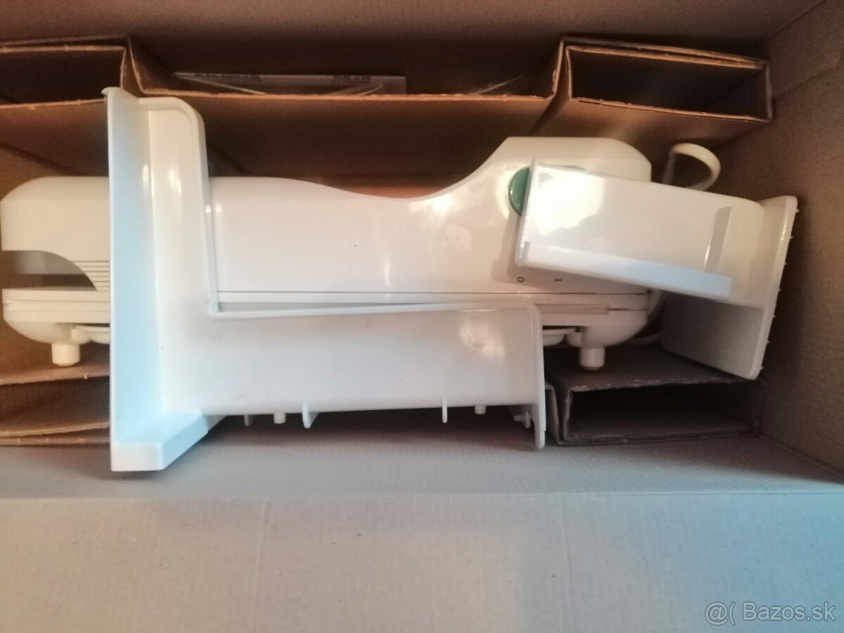 Stol a stolicky drevene,krajac retro , - 10