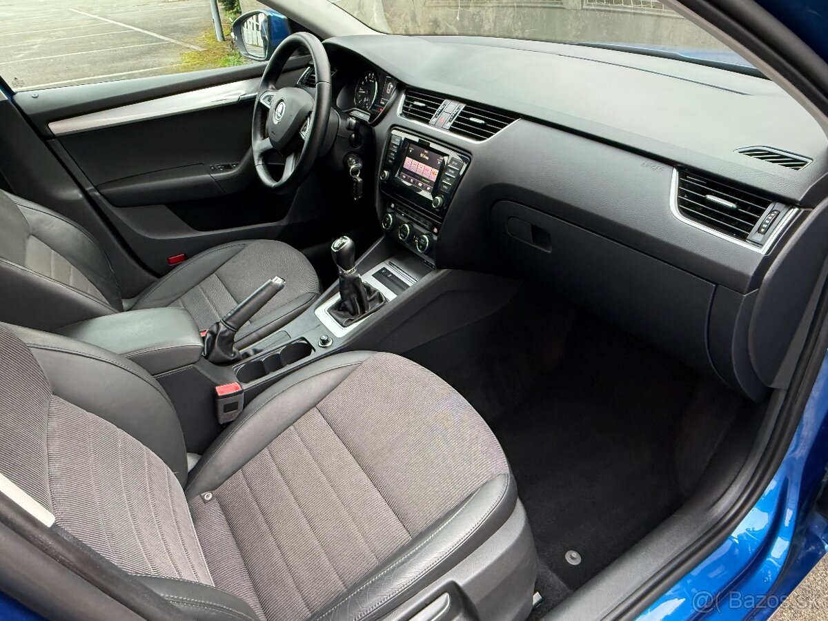 Škoda Octavia Combi 2.0 TDI Elegance 110kw - 10