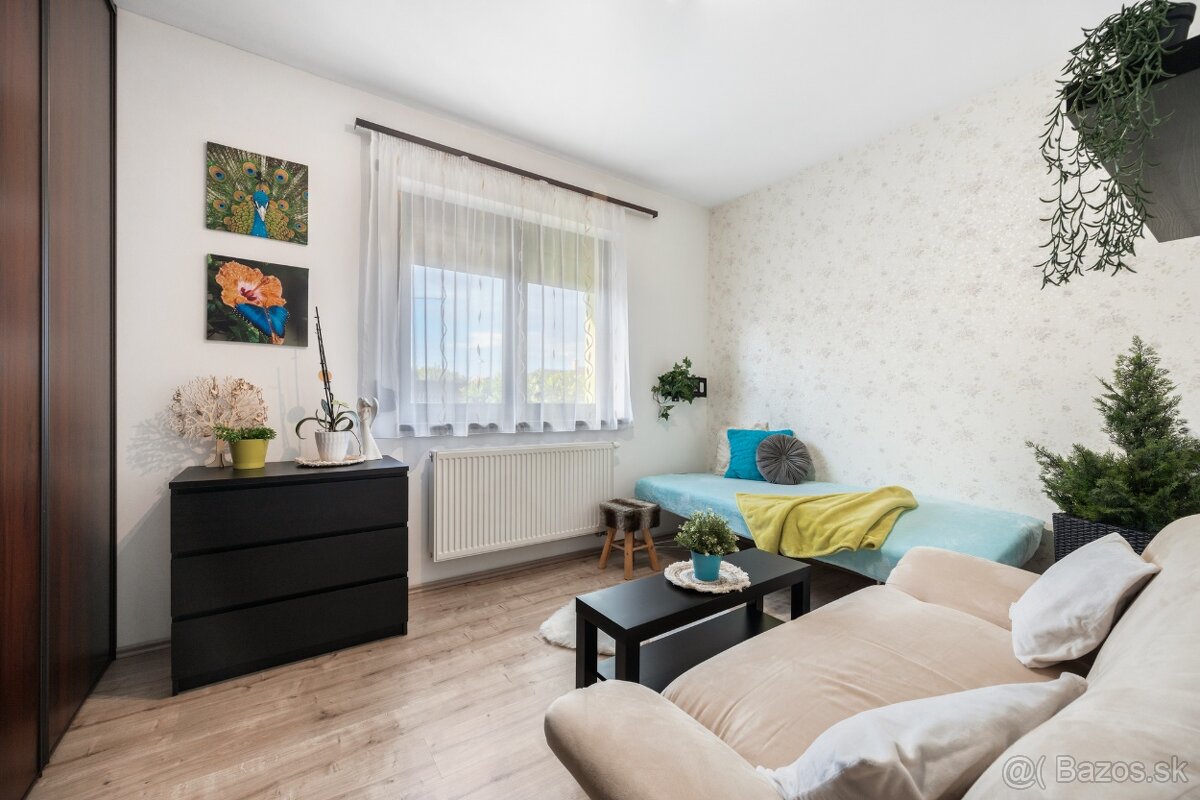 Na predaj 3 generačný RD Most pri Bratislave časť Studené - 10