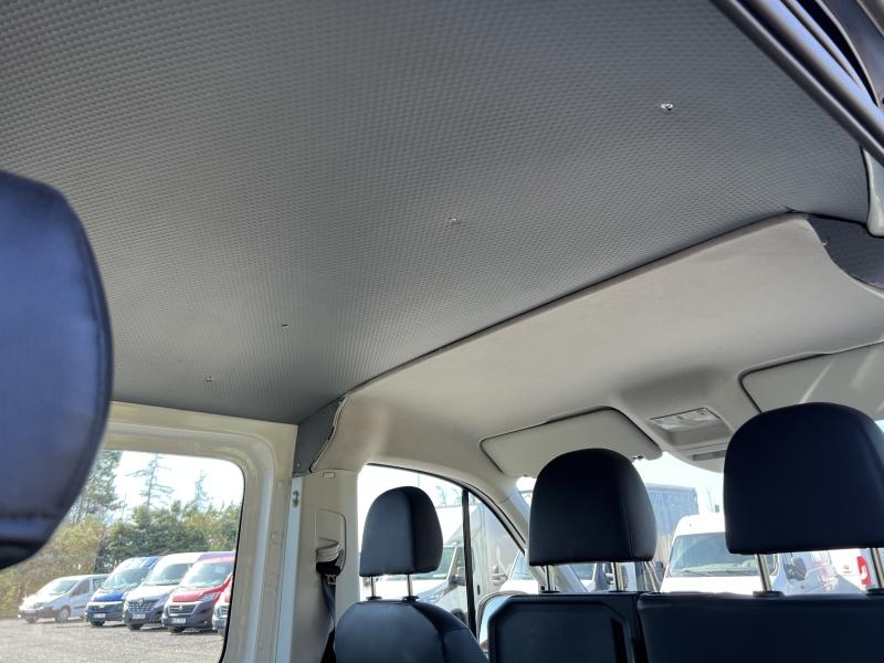 Prodám Volkswagen Crafter 4Motion - 4x4. 2.0TDi. 130kw. 6 mí - 10