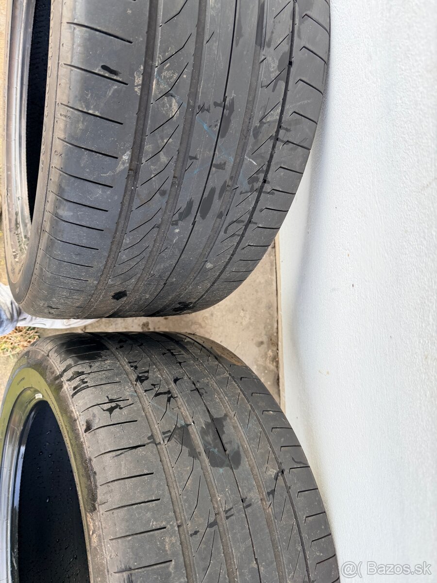 Continental305/40 ZR20 - 10
