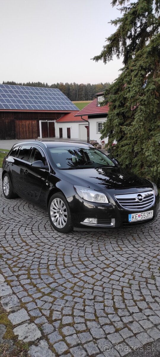 Opel Insignia ST - 10