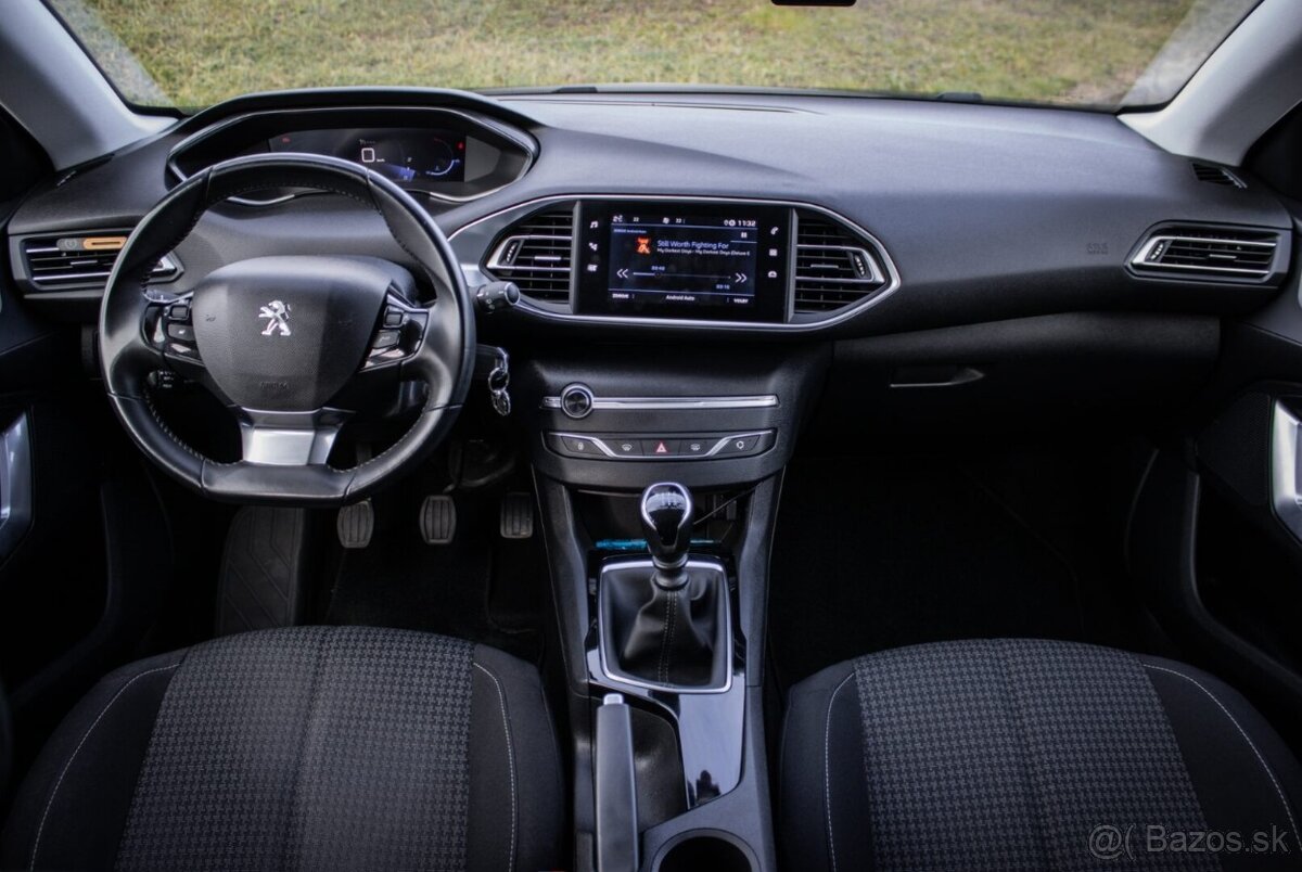 Peugeot 308 1.2 PureTech - 10