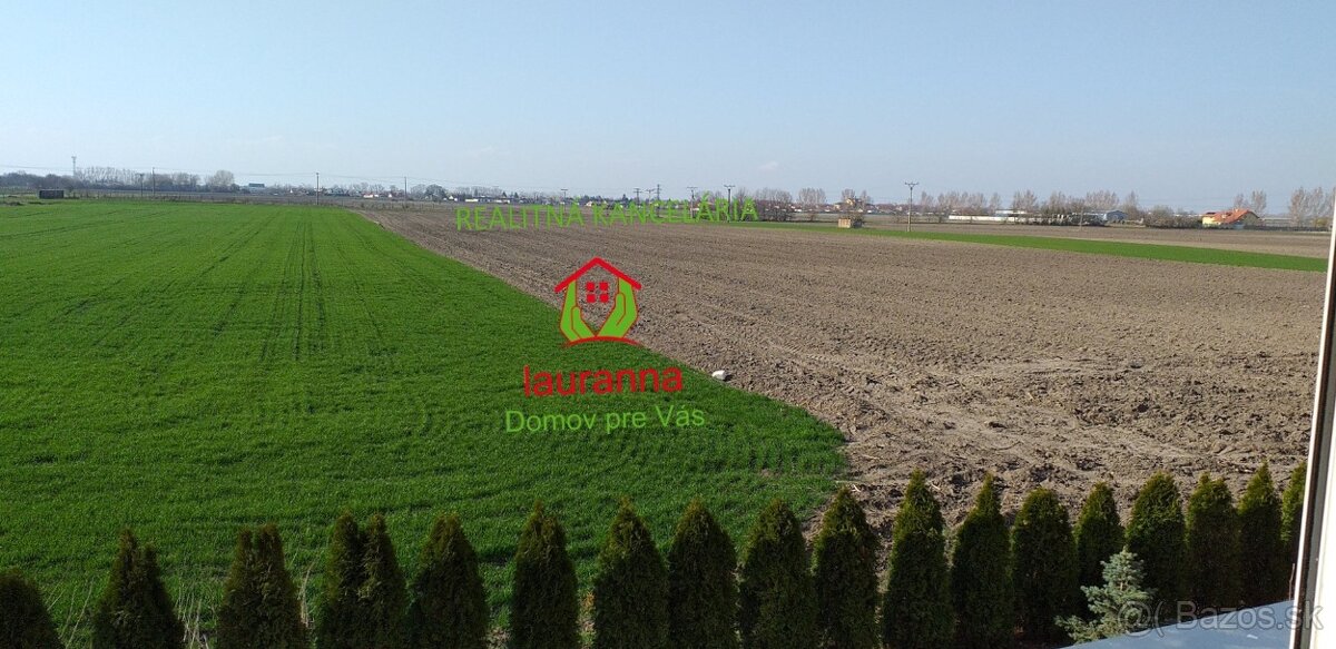 Veľký trojizbový byt s 2 balkónmi a so státím, DS, Záhradníc - 10