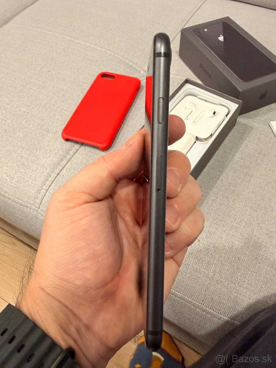 iPhone 8, 64GB Space Gray - 10