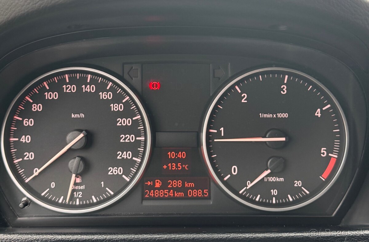 BMW X1 E84 Xdrive 18d - 10