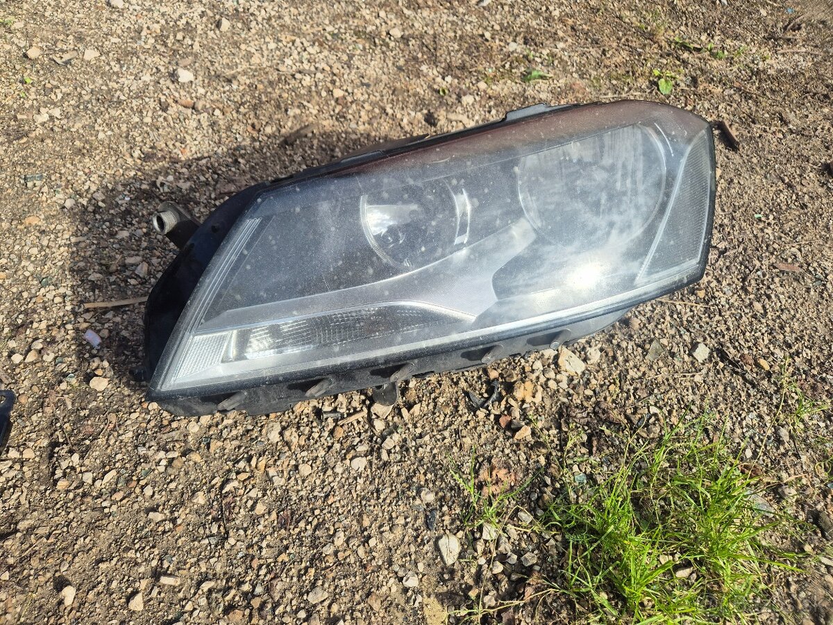 Predám náhradné diely na Volkswagen Passat B7 - ČIERNY- - 10