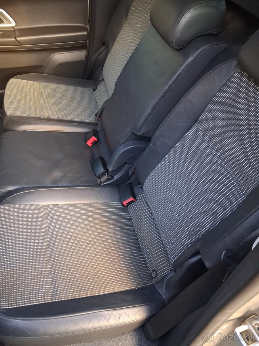 Škoda Roomster 1.2 - 16v - 10