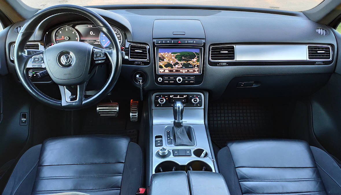 VW Touareg 3.0 V6 TDI 4 Motion - 10