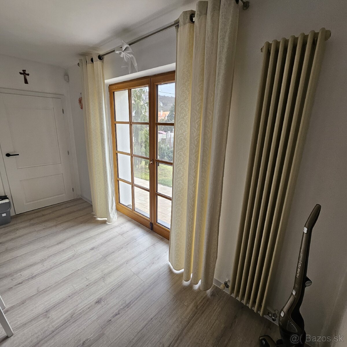 Jedinecny dom v lone prirody na predaj. - 10