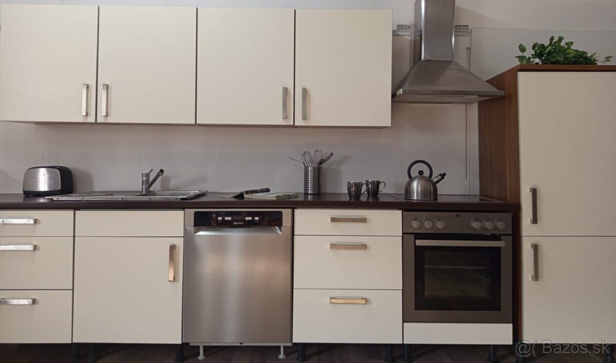 Svetlá moderná kuchyňa PAOLA - 10