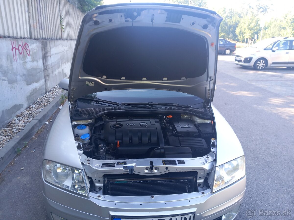 Škoda Octavia II combi - 10