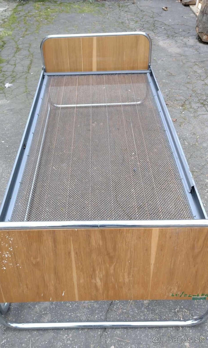 kreslá Bratislava - 10