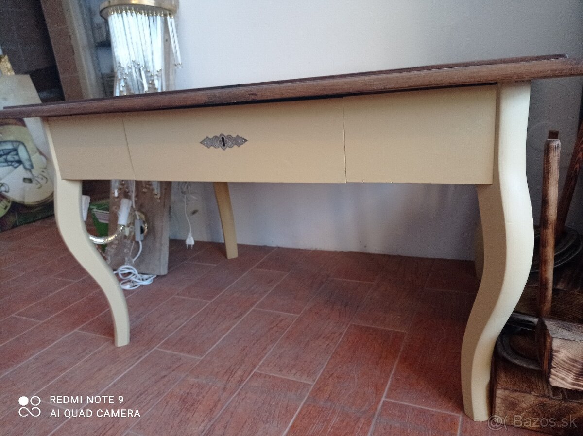 Masivny restaurovany stol - 10