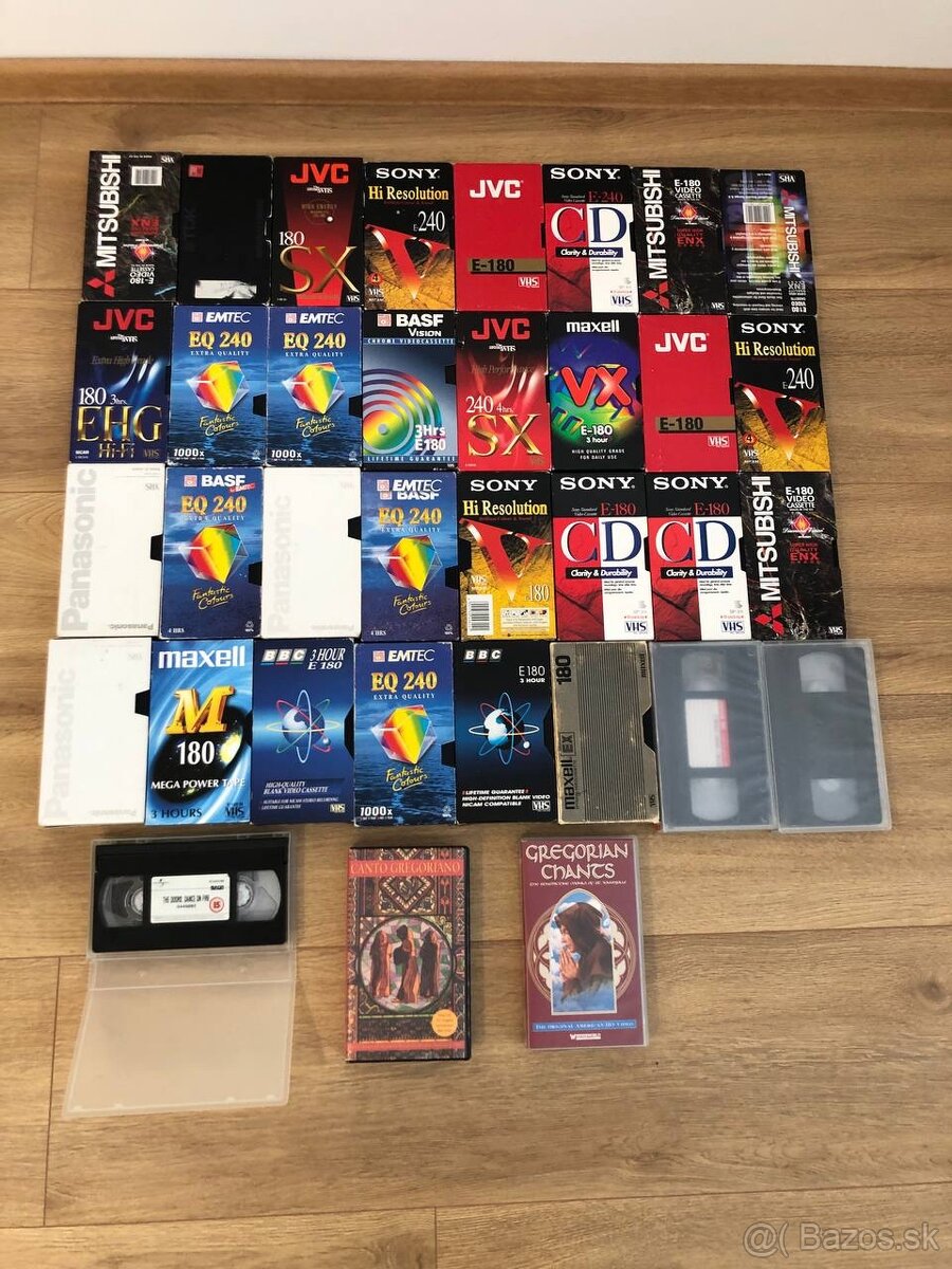 VHS kazety - 10