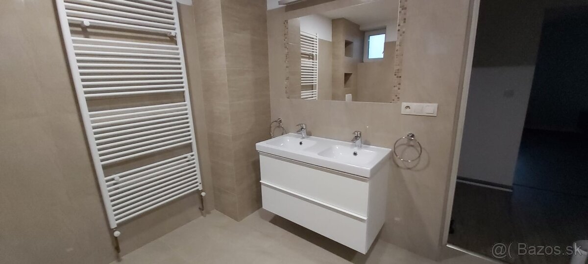 Prenájom 4 izbového bytu v RD - 10