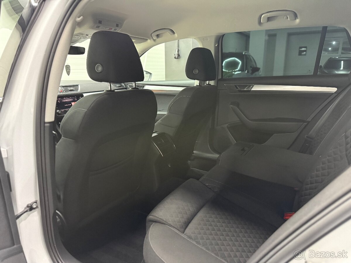 Škoda Superb Combi 2.0tdi 110kw DSG STYLE 82tis 1majiteľ - 10