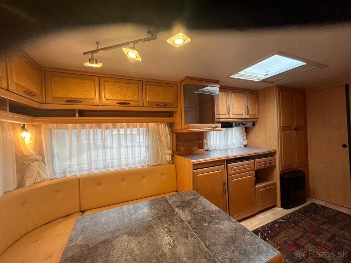 Karavan hobby lux,obytný přívěs - 10