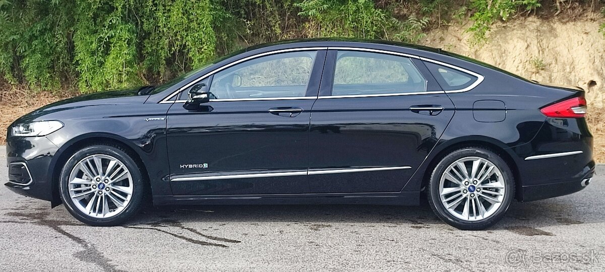 Ford Mondeo VIGNALE HYBRID 2,0 BENZIN+HEV,14159KM - 10