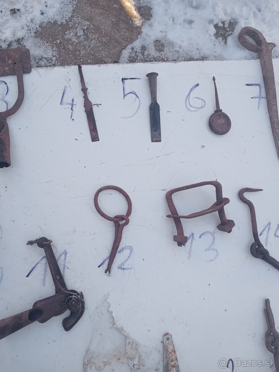 Staré drobnosti na dekoráciu - 10