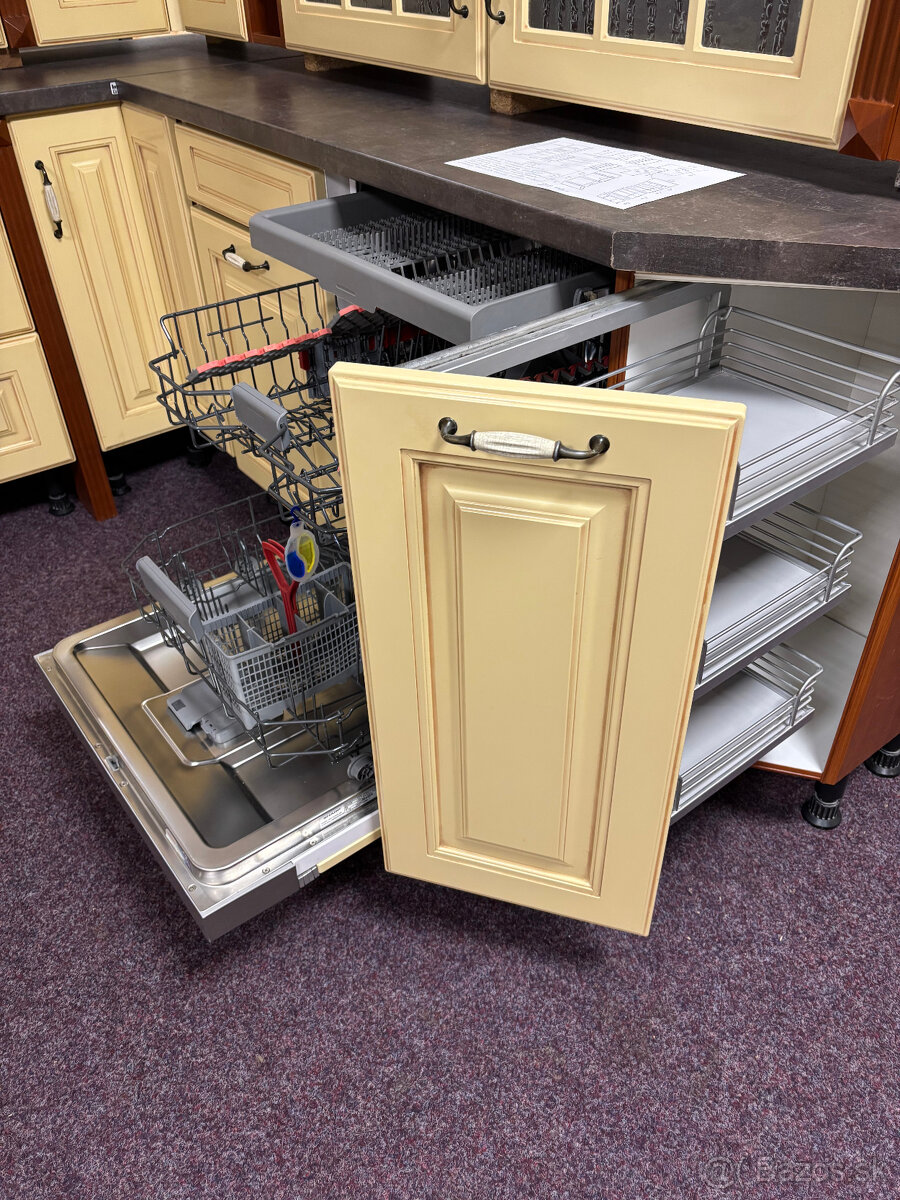 Kuchyňská linka Nobilia Castelo - 10