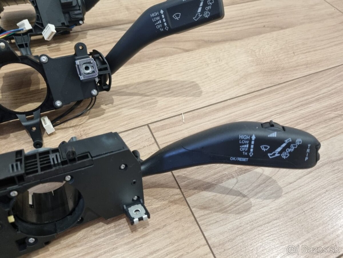 TEMPOMAT OVLÁDANIE PAČKY POD VOLANTOM OEM - 10