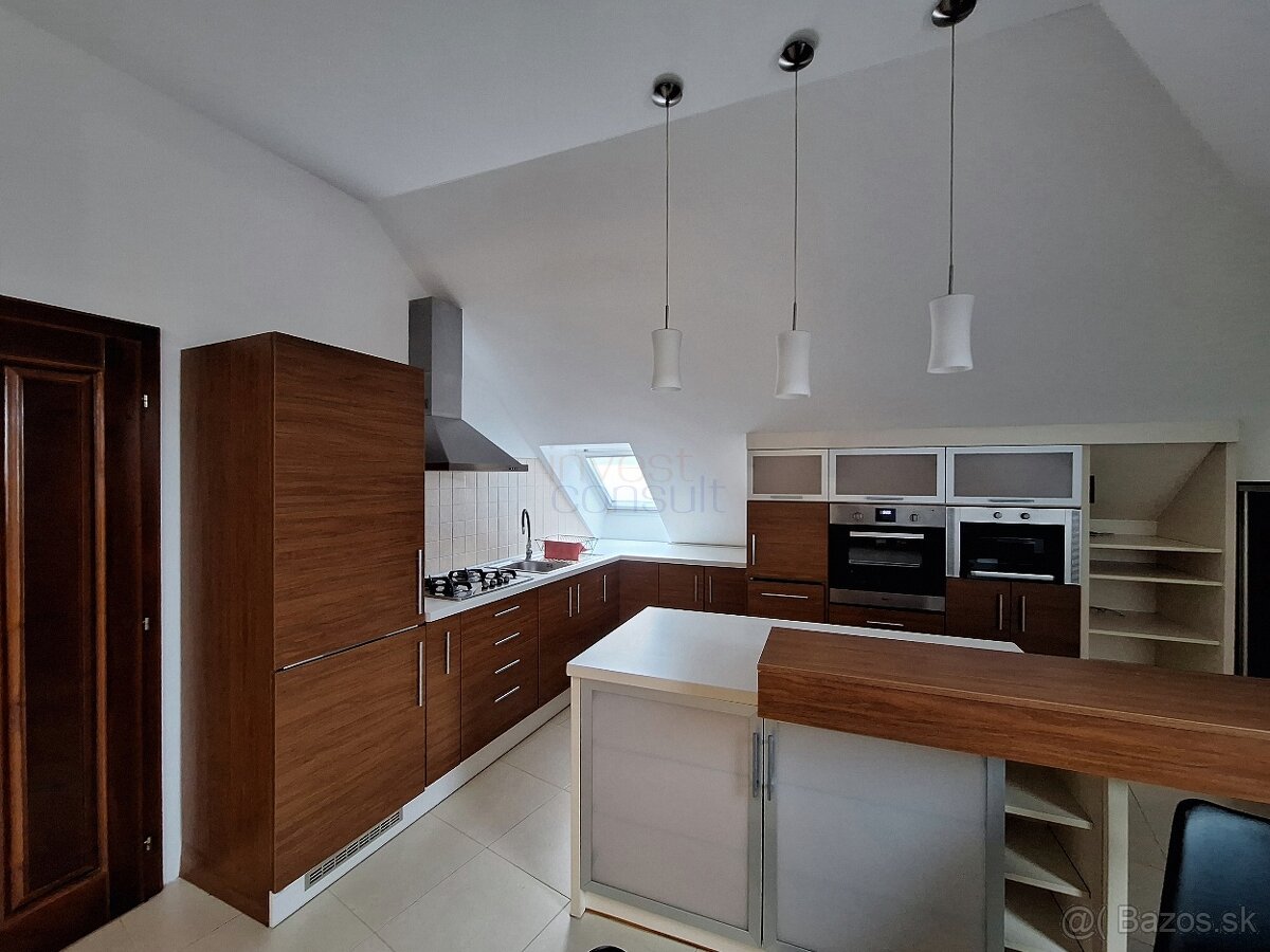 2390 NA PRENÁJOM EXKLUZÍVNY APARTMÁN S PEKNÝM VÝHĽADOM - 10