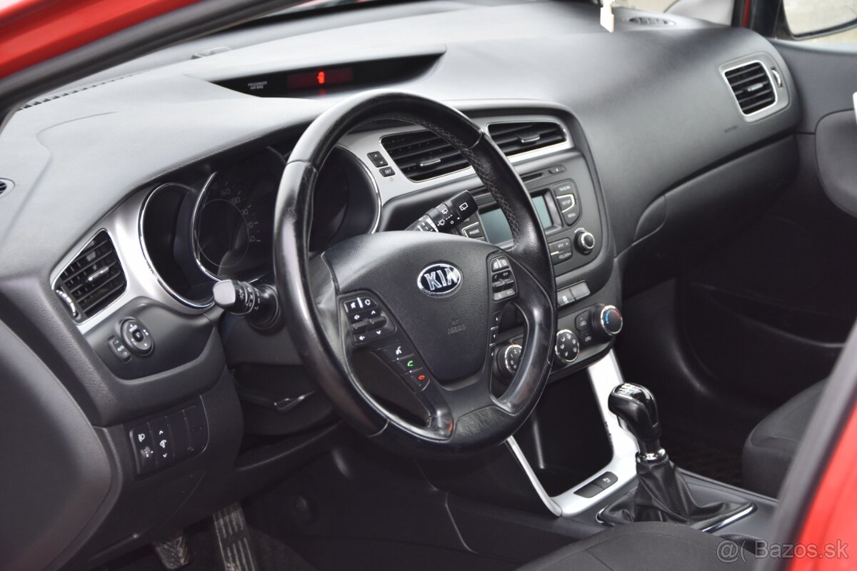 Kia Cee´d SW 1.6 GDI LX/Silver - 10